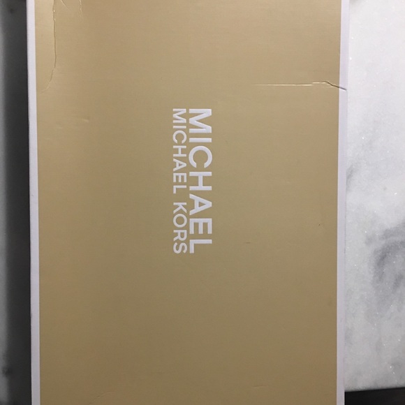 Michael Kors boots - Picture 3 of 6